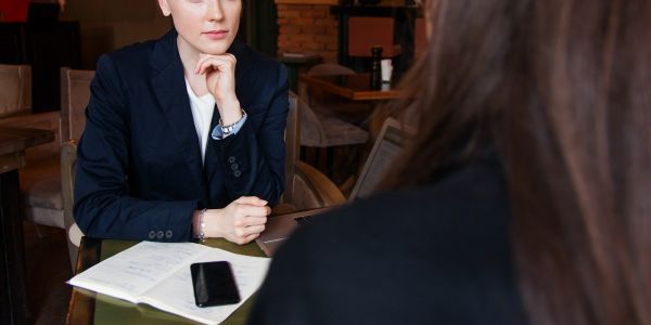 communicacions en anglès ; Banc d’Alimentació